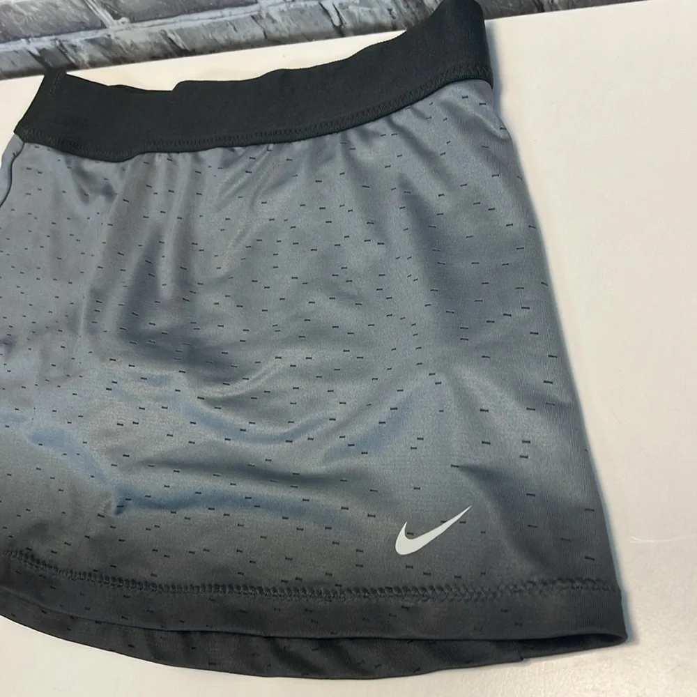 Nike‎ skorts